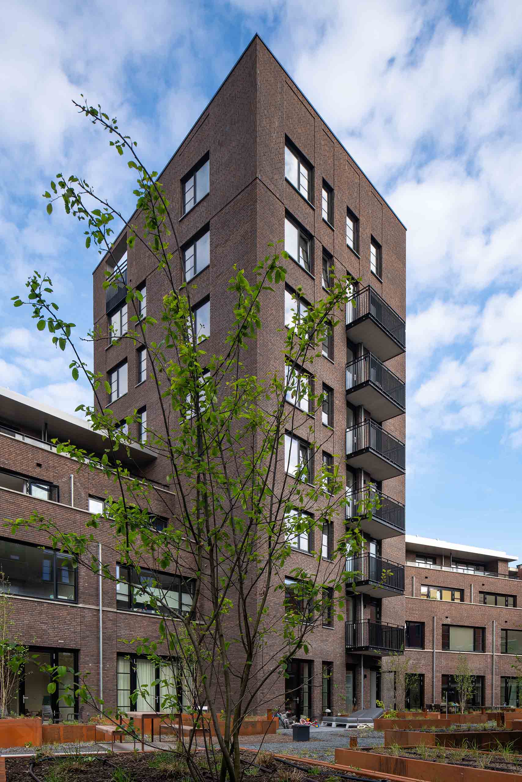 woontoren appartementen complex Haarlem