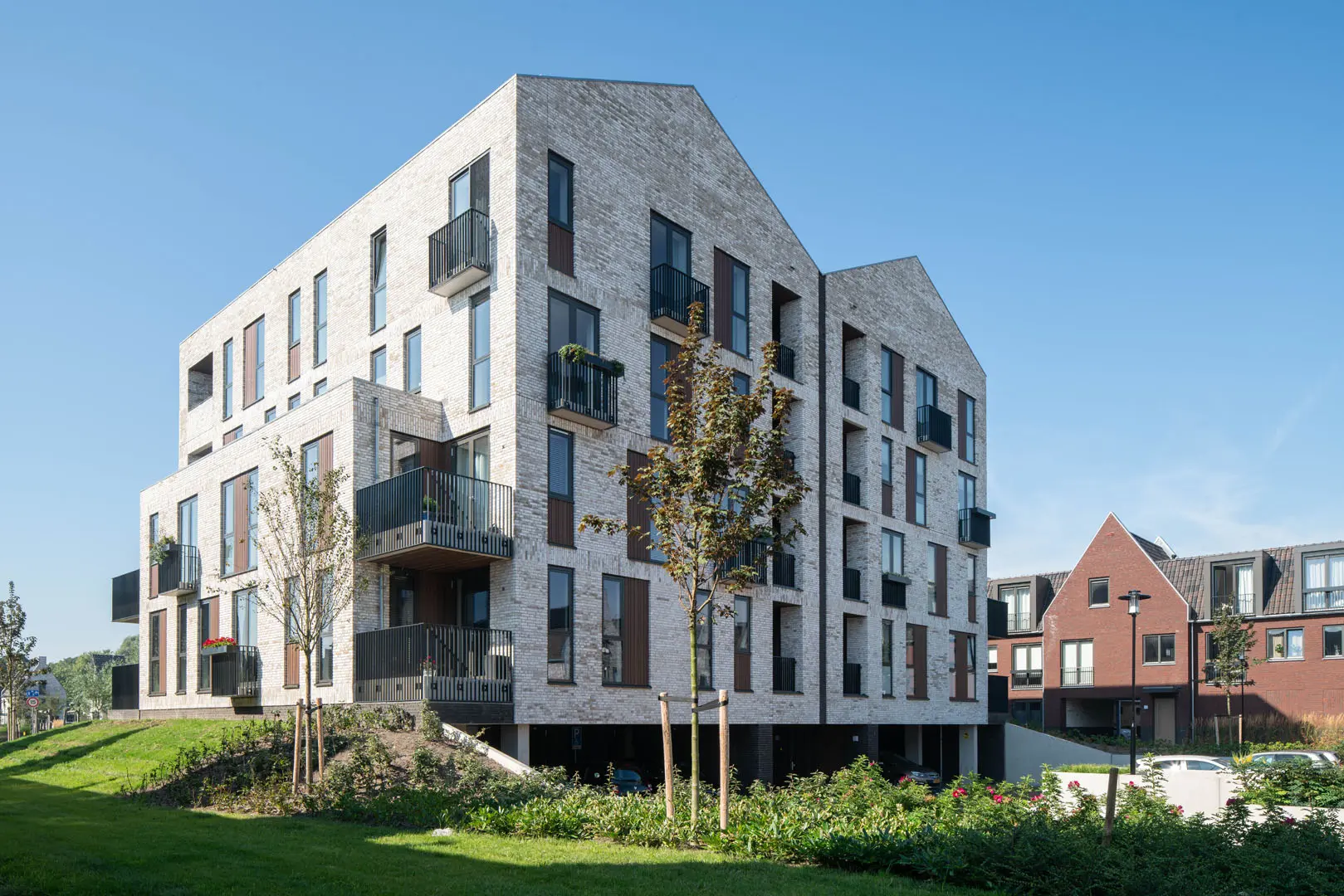 ENZO architectuur N interieur - Ringoevers - Egbert de Boer - exterieur - woonwijk - Hillegom - haven - appartementencomplex - havenzicht